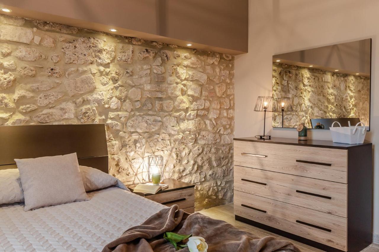 Апартаменты La Casa Rosa Терни Экстерьер фото